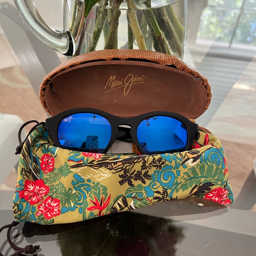 Maui Jim NW/OT, never worn, mint condition